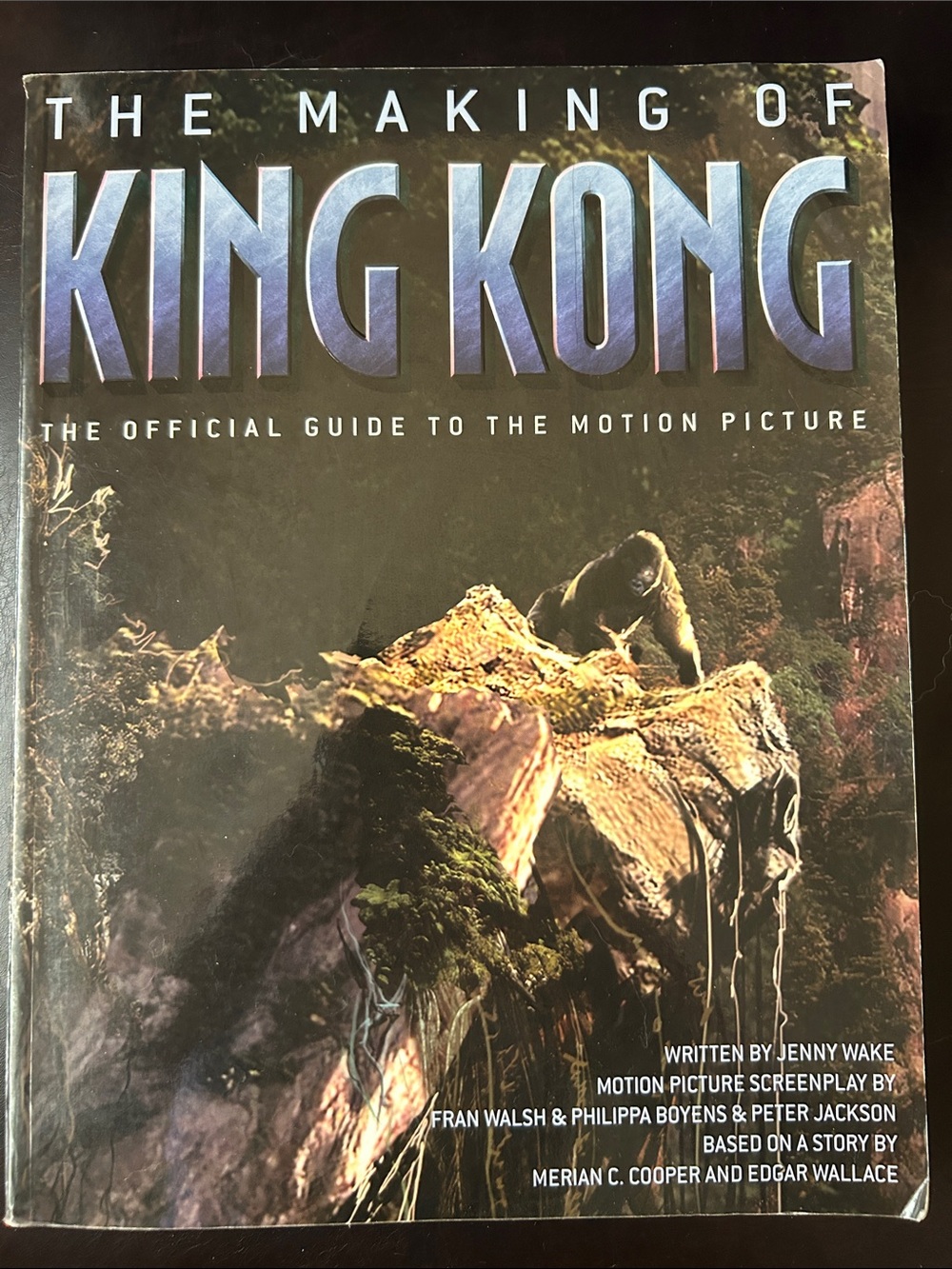 The Making of King Kong – Official Guide (Black/Brown Cover)